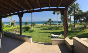 Отель Sandy Beach Villas 17  Pyla